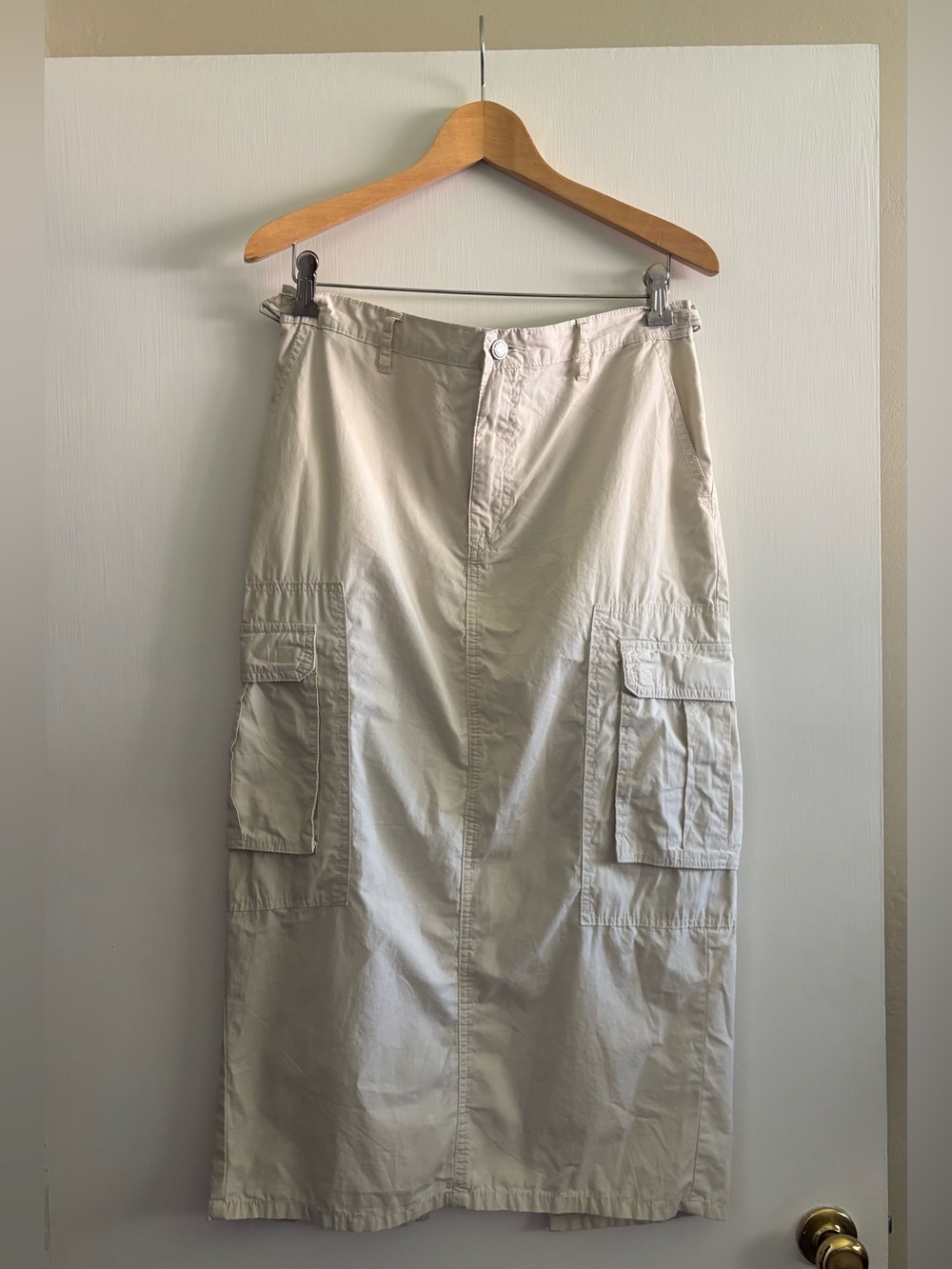 Wild Fable Cream Cargo Midi Skirt